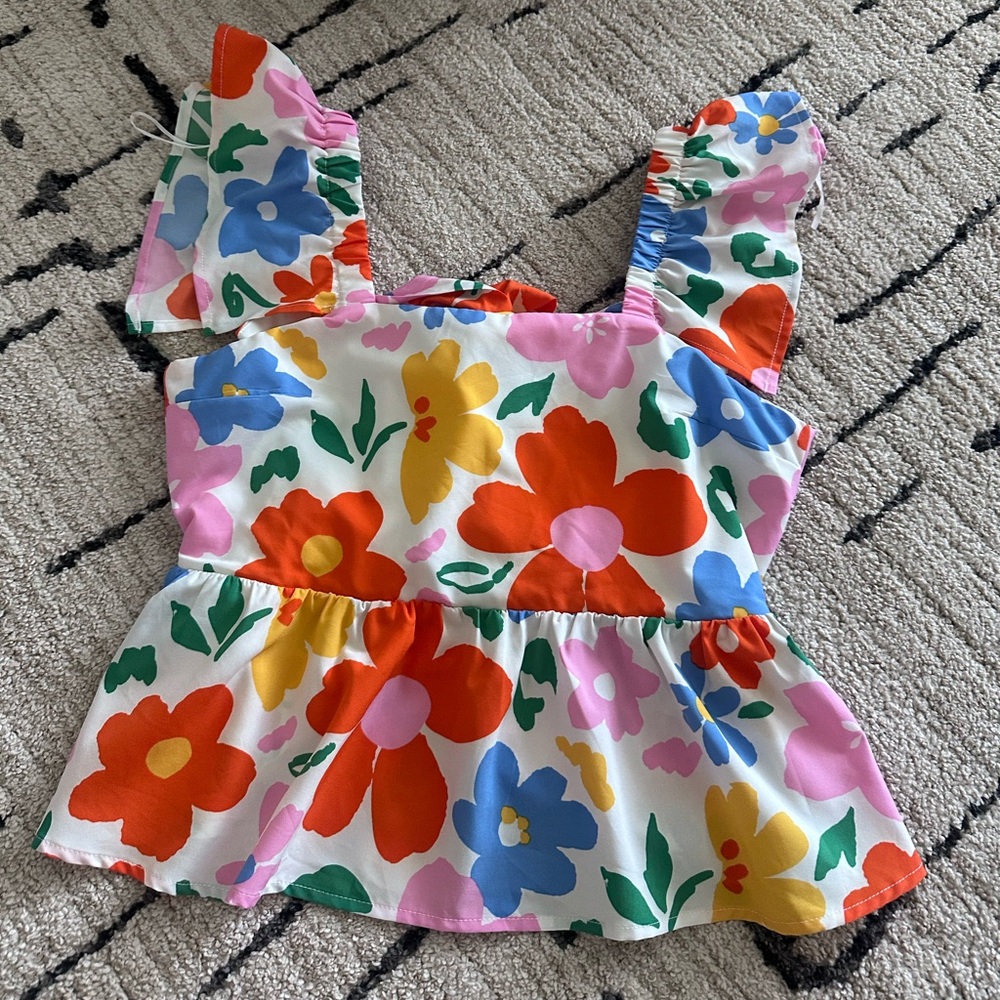 FRANKI BY FRANCESCAS YOUTH SIZE 14 ADORABLE TOP